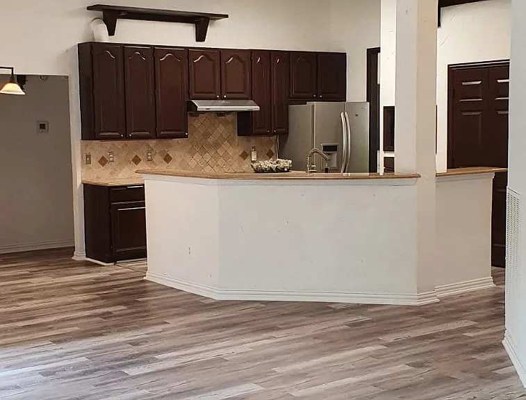 9720 Windy Hollow Dr — Photo 2