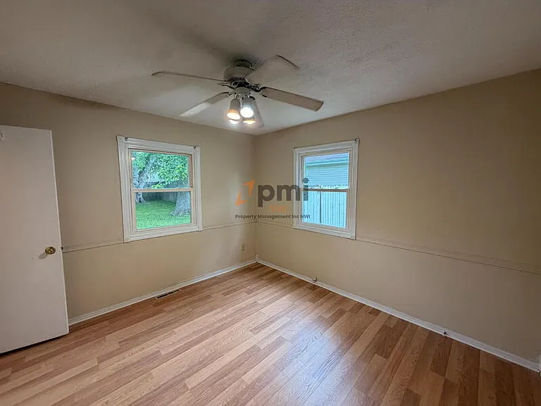 7726 Durbin St — Photo 5