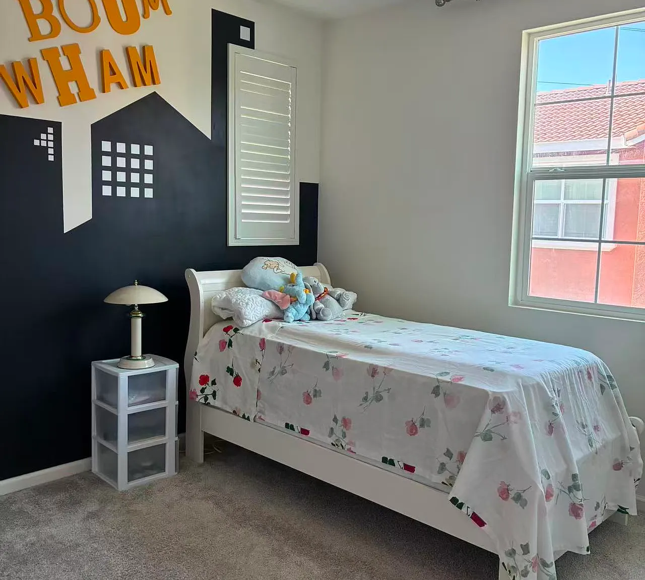 5 bed, 2142 sqft, $1,000 — Photo 3