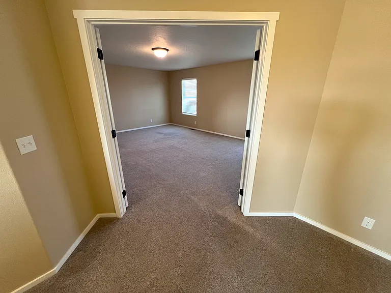 4605 W Magrath Dr — Photo 43