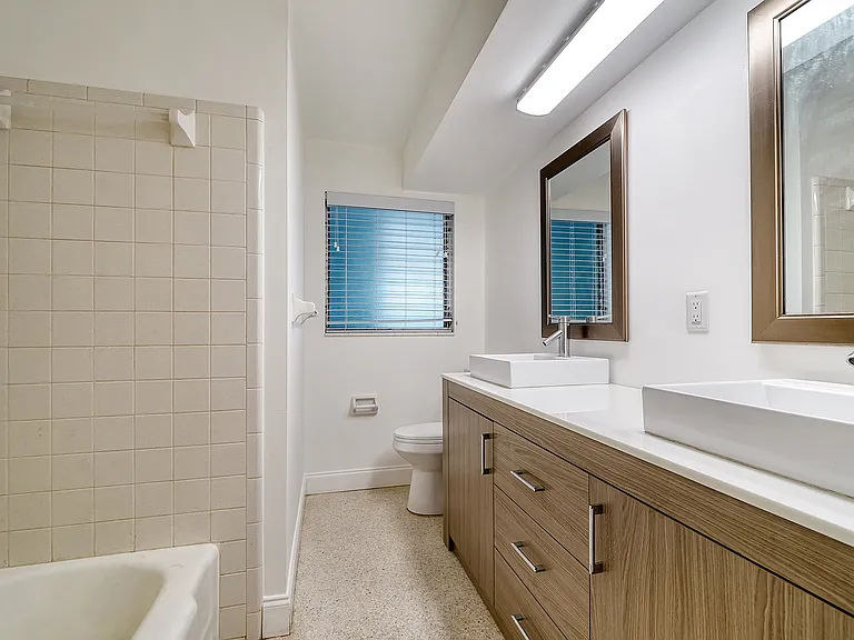 4219 Maceachen Blvd — Photo 10