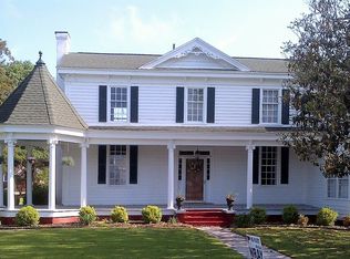 104 W Calhoun St, Jackson, NC 27845