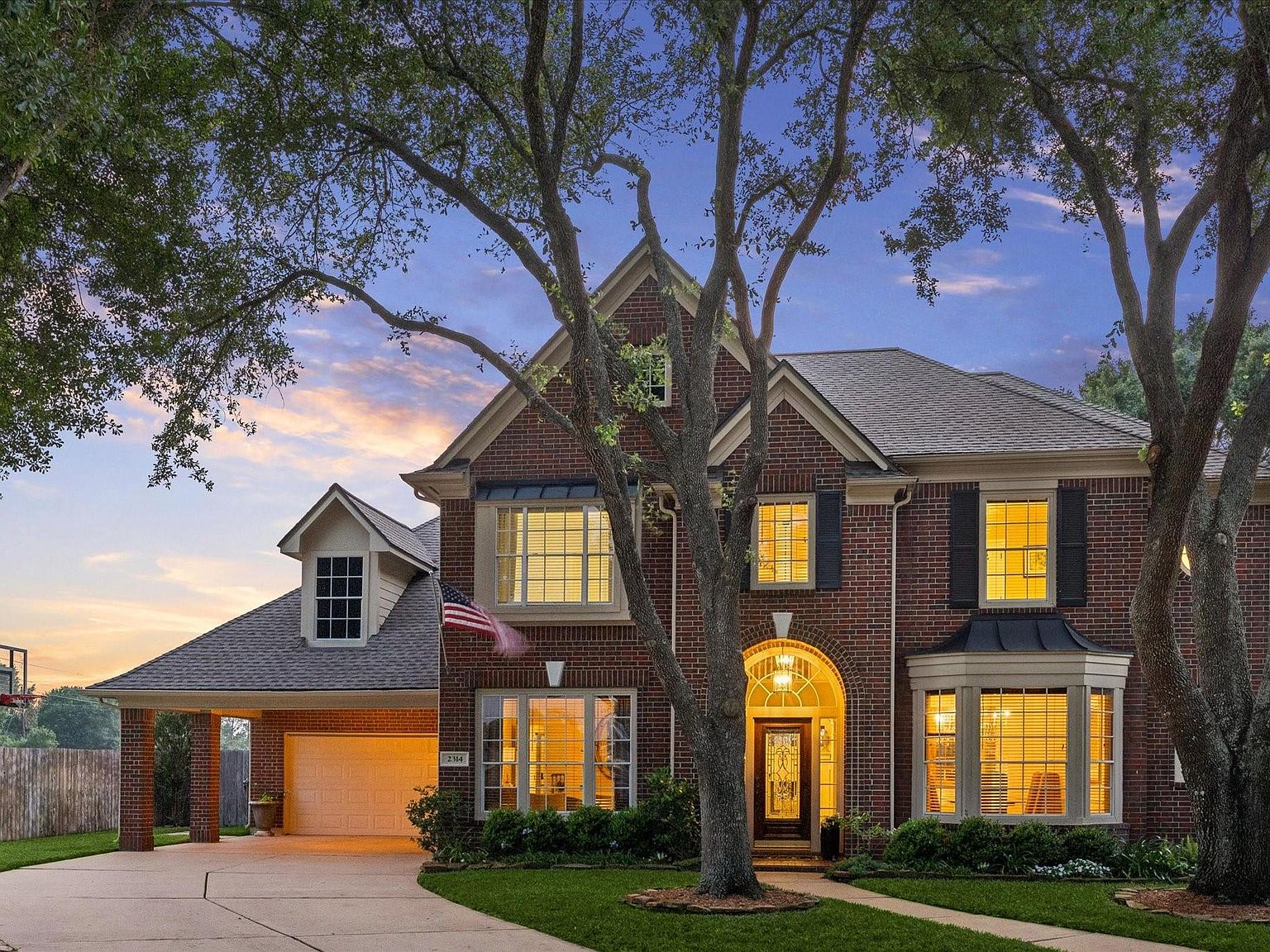 2314 New South Wales Ct