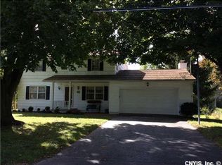 3857 East St, Skaneateles, NY 13152