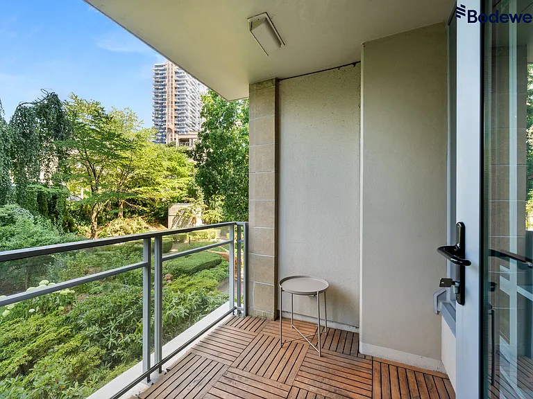 1005 Beach Ave — Photo 16