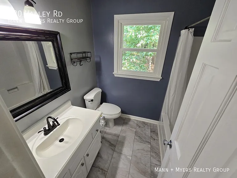 520 Valley Rd — Photo 29