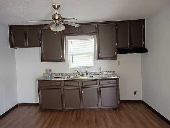 4th image of 507 W Kohala Ave