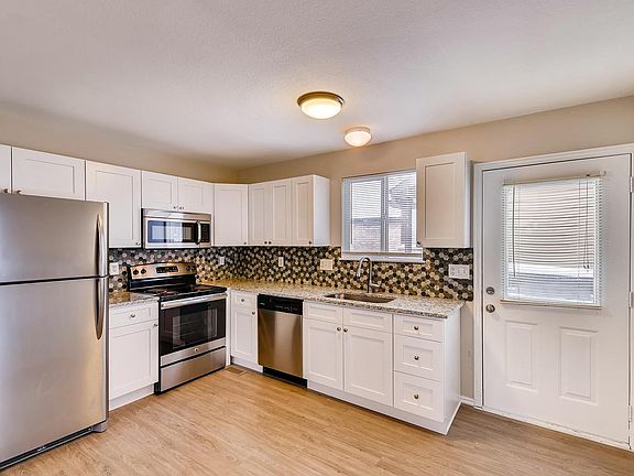 New Kitchen, Granite Counter tops