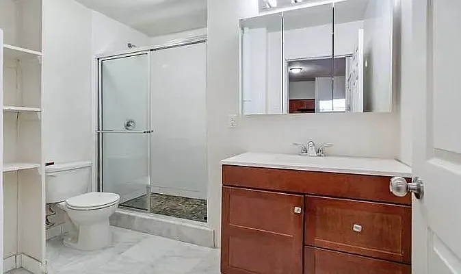 Rented by Building Equity Real Estate LLC | media 4