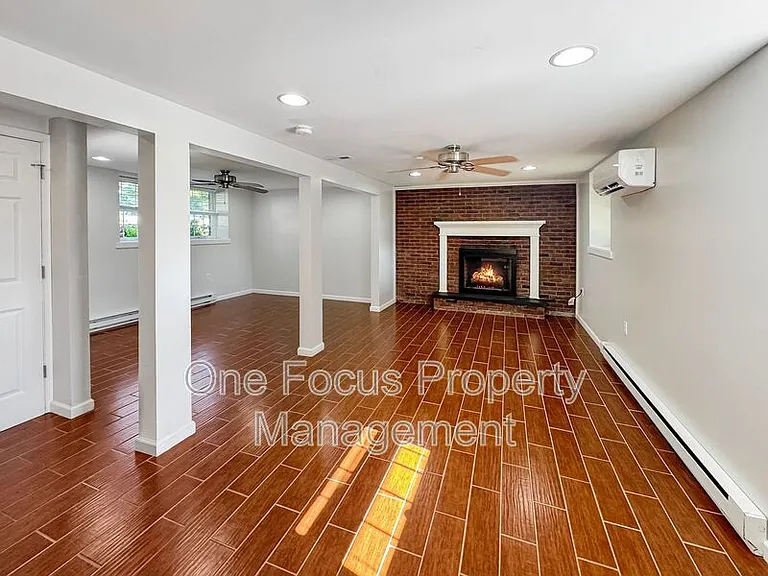 79 Valley View Rd — Photo 4