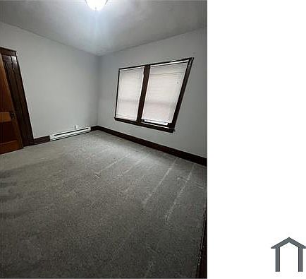 1st image of 929 Thornhill Dr #3