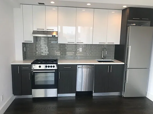 Rented by EXR | media 7