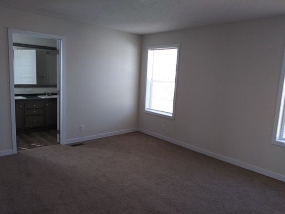 4th image of 225 Pebble Creek Dr #148