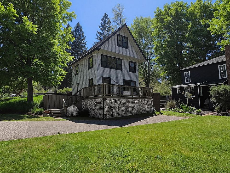 1st image of 9847 Portage Lake Ave