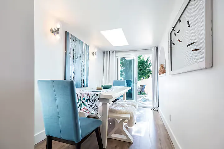 713 Lakeshore Dr — Photo 11