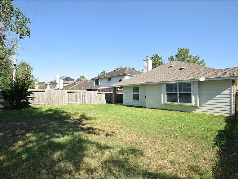 5726 Indigo Trails Dr — Photo 33