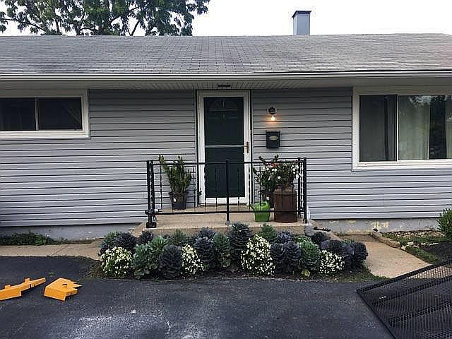 1st image of 2813 Hazelwood Ave