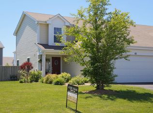 83 Boathouse Rd, Hampshire, IL 60140