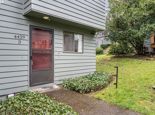 4429 Fox Hollow Rd APT 3, Eugene, OR 97405