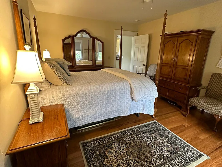 34 Mount Vernon St #5 — Photo 8