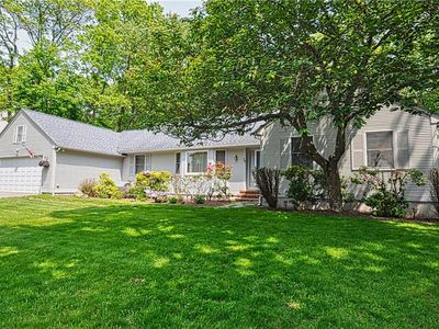 76 Misty Oak Dr, East Greenwich, RI, 02818