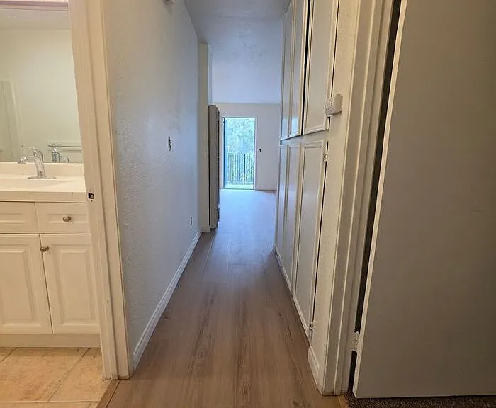 5315 Santa Margarita St #7 — Photo 13