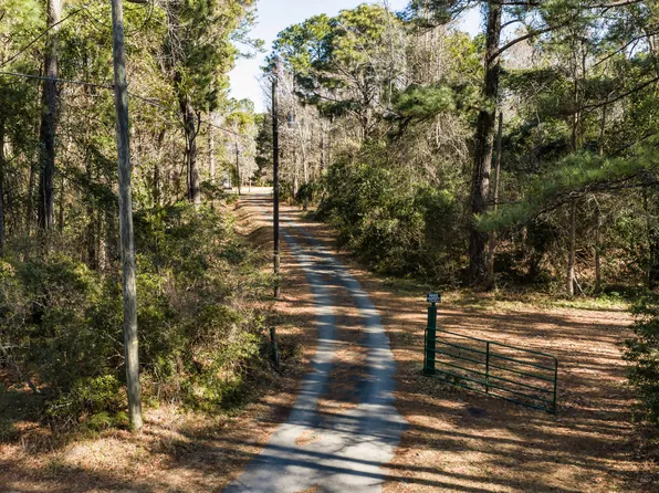 1934 Gordon Acres Drive, Wilmington, NC 28411