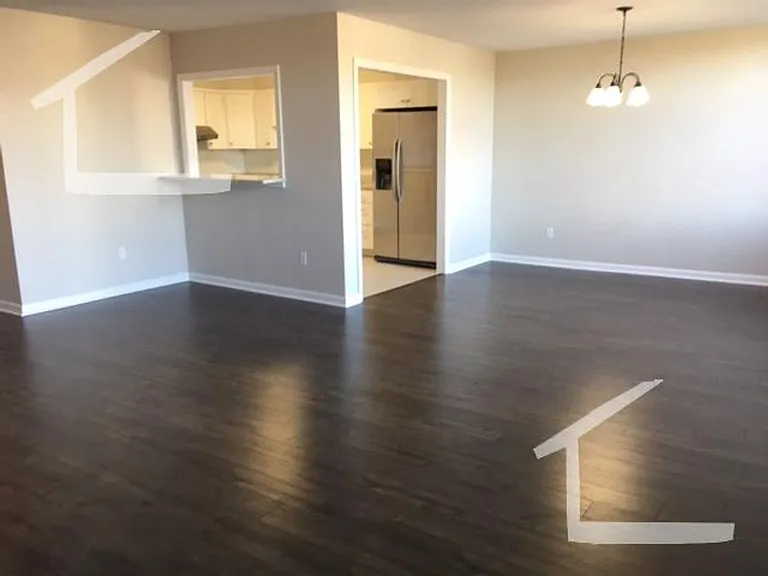 20 Hammond Pond Pkwy #307B — Photo 6