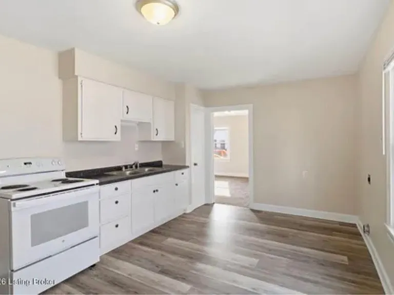 2707 Montana Ave — Photo 4