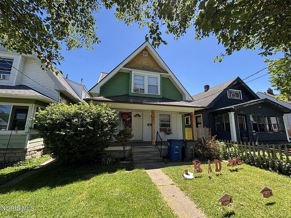 2nd image of 515 Howland Ave