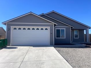 4513 Spaight Way, Fernley, NV 89408