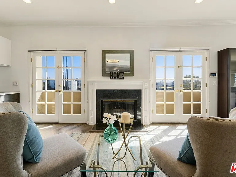 1278 S Camden Dr #202 — Photo 3