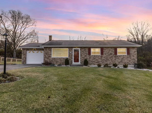 715 Carol Dr, Taylor Mill, KY 41015