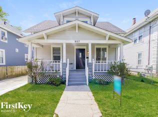 907 Liberty St, Aurora, IL 60505