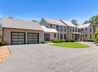 104 Two Holes Water Rd, East Hampton, NY 11937