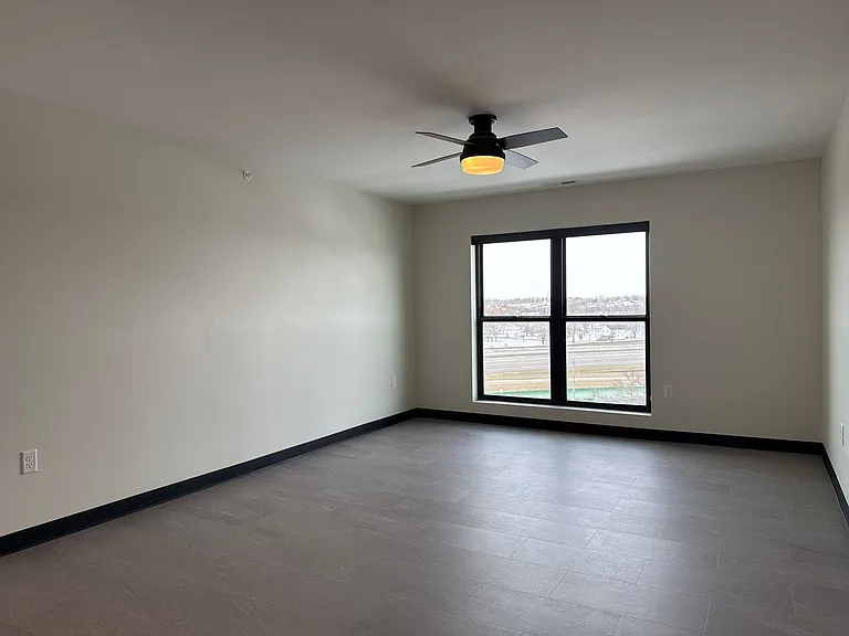 275 Lofts at Kingston Yard — Photo 32
