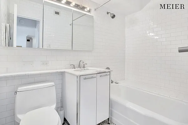 Rented by MEIER | media 12