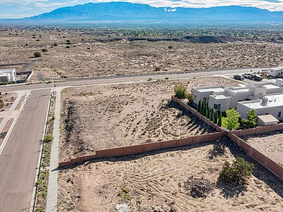 5th image of 6304 Canavio Rd NW