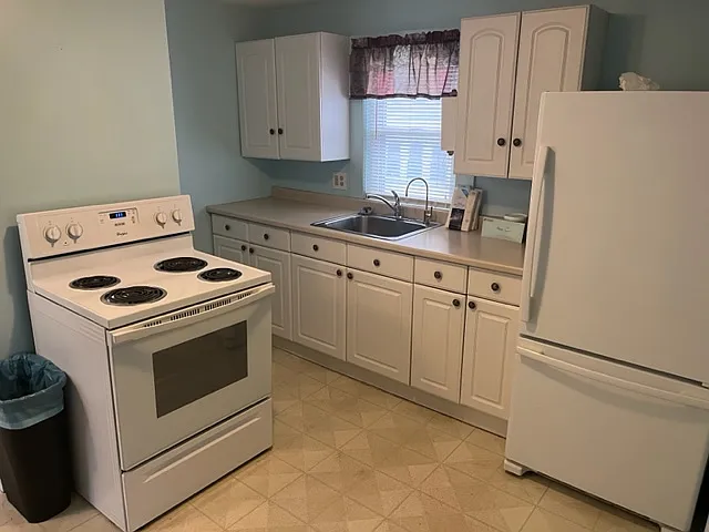 328 Main St #C — Photo 4