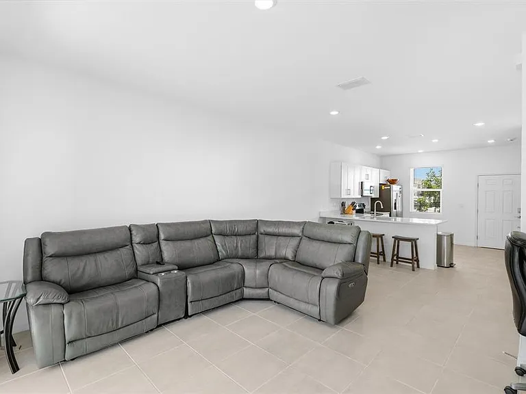 8865 Daybreak St — Photo 15