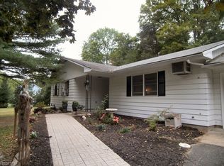 50 Sunset Lake Rd, Hardwick, NJ 07825