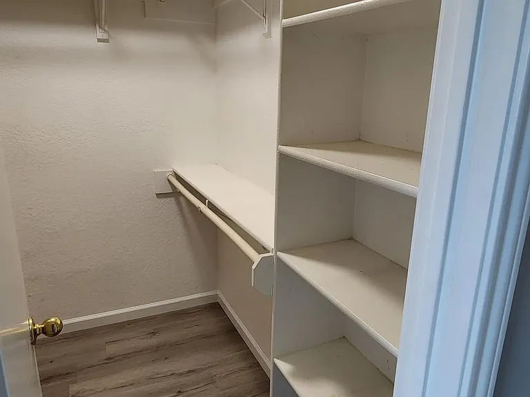 520 Kirkland Dr — Photo 11