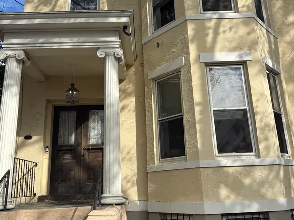 233 Saint John St #1, New Haven, CT 06511