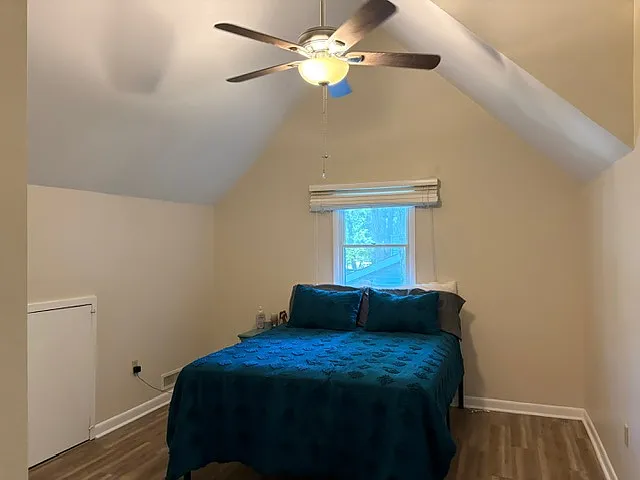 94 Nottingham Ln — Photo 10