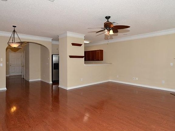 4th image of 5661 Otley Pl