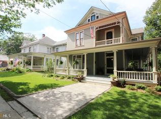 23 Wesley St, Newnan, GA 30263