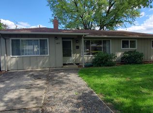 1417 S Ivy St, Medford, OR 97501