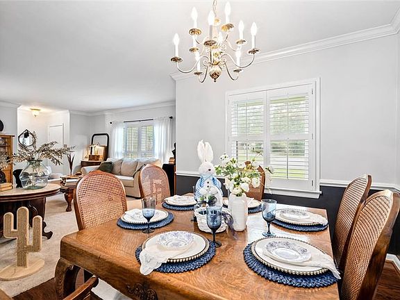 4th image of 2768 Brookwood Dr