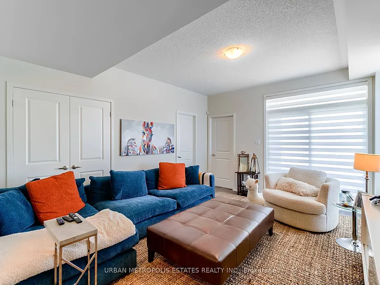 3199 Mintwood Cir — Photo 31