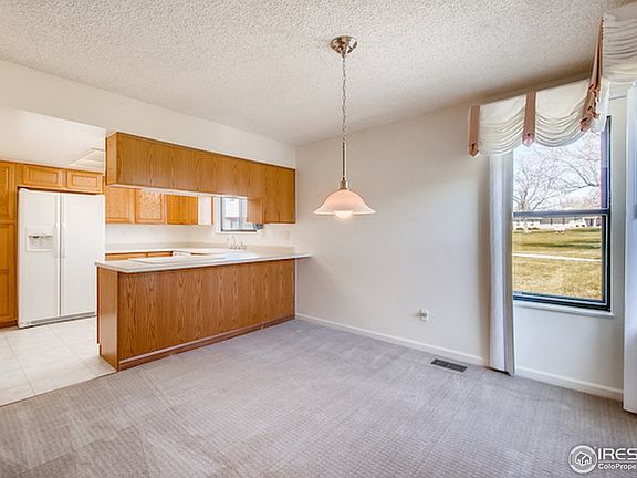 5th image of 56 Scott Dr S